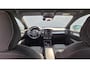 Volvo XC40 1.5 T4 Phev Core Bright Park assist pack - Camera achter - Model jaar 2023 - Climate - Keyless - PDC voor en achter - 18" Wielen - R7C000 Interieur – Full led koplampen – Donkere hemel - Telefoon lader - Elektrisch bedienbare achterklep met sensorsturing