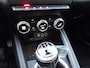 Renault Clio 1.0 TCe Intens Automatische airco, navigatie, cruise controle, parkeersensoren, licht metalen velgen, enz.