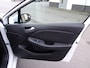 Renault Clio 1.0 TCe Intens Automatische airco, navigatie, cruise controle, parkeersensoren, licht metalen velgen, enz.
