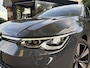 Volkswagen Golf 1.4 eHybrid Style|Trekhaak|App-Connect|Camera|18"