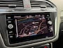 Volkswagen Tiguan 1.4 TSI eHybrid R-Line Business+ | SOH 97% | 245PK | Dynamische knipperlichten