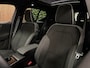 Volvo EX40 Single Motor Extended Range Ultra Black Ed. 82 kWh | Vol! | 100% SoH | Trekhaak | Schuifdak | 360° Camera | Harman Kardon | Pixel LED koplampen meesturend | Adaptieve Cruise Control | Bestuurdersstoel elektrisch geheugen | Stoel en Stuurwielverwarming | 20 Inch | Passagiersstoel elektrisch | Microtech / alcantara bekleding | Zitting verlenging voorstoelen | Pilot Assist | BLIS Dode Hoek Detectie | Warmtepomp | Google Infotainment | Keyless Drive | Verlichtingspack 2 | Parkeersensoren voor+achter | Privacy Glass | Elektrisch bedienbare achterklep | Breedstralers in voorbumper | Alarm Klasse III | Draadloos telefoon opladen | DAB Radio | Apple Carplay/Android Auto | Volvo On Call met mobiele App functie | Onyx Black Metallic |