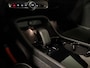 Volvo EX40 Single Motor Extended Range Ultra Black Ed. 82 kWh | Vol! | 100% SoH | Trekhaak | Schuifdak | 360° Camera | Harman Kardon | Pixel LED koplampen meesturend | Adaptieve Cruise Control | Bestuurdersstoel elektrisch geheugen | Stoel en Stuurwielverwarming | 20 Inch | Passagiersstoel elektrisch | Microtech / alcantara bekleding | Zitting verlenging voorstoelen | Pilot Assist | BLIS Dode Hoek Detectie | Warmtepomp | Google Infotainment | Keyless Drive | Verlichtingspack 2 | Parkeersensoren voor+achter | Privacy Glass | Elektrisch bedienbare achterklep | Breedstralers in voorbumper | Alarm Klasse III | Draadloos telefoon opladen | DAB Radio | Apple Carplay/Android Auto | Volvo On Call met mobiele App functie | Onyx Black Metallic |