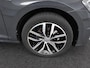 Volkswagen E-Golf E-DITION / Navigatie / App connect / Parkeersensoren V+A / Lichtmetaal 17 inch /