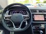 Volkswagen Tiguan 1.5 TSI R-Line Business+ 150 pk AUT. | panoramadak | black style | trekhaak | virtual cockpit | navigatie | IQ light