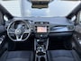 Nissan Leaf N-Connecta 40 kWh ✓SOH 88.6% ✓Navigatie ✓360° Camera ✓BLIS ✓Adaptive Cruise ✓Apple Carplay & Android auto ✓Stuur- Stoelverwarming ✓Parkeersensoren ✓Lichtmetaal
