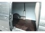 Volkswagen Transporter 2.0 TDI 150pk DSG L2H1 28 Bulli | Adaptieve Cruise Control | LED Koplampen | Trekhaak | 20' Velgen | Navigatie | App Connect