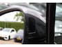 Porsche Macan 2.0 T / Trekhaak / Panoramadak / Camera / Luchtvering / Keyless / 21'' / Adaptieve Stoelen / Sportchrono / CarPlay / Stoel+Stuurverwarming / Dodehoek / DAB / ACC