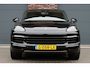 Porsche Cayenne Coupé 3.0 Aut8 | Luchtvering | Panoramadak | BOSE | Trekhaak | Leder | Memory | Stoelverwarming V+A | PDLS | Sport-Chrono-pakket | Soft-Close | Verwarmd Stuurwiel |
