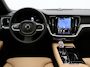 Volvo V60 T6 PLUG-IN HYBRID ULTRA DARK B&W AUDIO SCHUIFDAK MASSAGE 360GR CAM