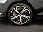 Volvo V60 T6 PLUG-IN HYBRID ULTRA BRIGHT B&W AUDIO SCHUIFDAK MASSAGE 360GR CAM