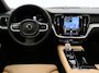Volvo V60 T6 PLUG-IN HYBRID ULTRA BRIGHT B&W AUDIO SCHUIFDAK MASSAGE 360GR CAM