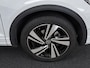 Volkswagen T-Roc 1.0 TSI R-Line / Digitaal dashboard / Navigatie  / App connect / Parkeersensoren V+A /