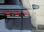 Volkswagen Tiguan 1.5 eHybrid R-Line Edition | Panoramadak | Trekhaak | Headup display | Navigatie | Climatronic |