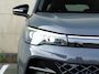 Volkswagen Tiguan 1.5 eHybrid R-Line Edition | Panoramadak | Trekhaak | Headup display | Navigatie | Climatronic |