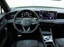 Volkswagen Tiguan 1.5 eHybrid R-Line Edition | Panoramadak | Trekhaak | Headup display | Navigatie | Climatronic |