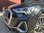 Audi Q3 45 TFSI e S edition S-Line // NAVI + CARPLAY // SONOS AUDIO // ADAPTIVE CRUISE // FULL LED // DODEHOEK DETECTIE // KEYLESS // ELEK. ACHTERKLEP // ELEK. TREKHAAK!!