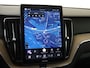 Volvo XC60 T6 AWD Ultra Dark | Luchtvering | Trekhaak | 360° Camera |