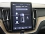 Volvo XC60 T6 AWD Ultra Dark | Luchtvering | Trekhaak | 360° Camera |
