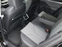 Skoda Enyaq iV 80 Loft 204 pk | Trekhaak | Led Matrix | ACC | Head Up | Voorstoelen met Geheugen | Navigatie | SmartLink | Stoelverwarming | Elektrische Klep | Camera |