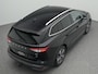 Skoda Enyaq iV 80 Loft 204 pk | Trekhaak | Led Matrix | ACC | Head Up | Voorstoelen met Geheugen | Navigatie | SmartLink | Stoelverwarming | Elektrische Klep | Camera |
