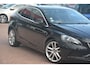 Volvo V40 2.0 D2 Ocean Race Business OCEAN RACE zeer compleet met oa memory stoel panoramadak xenon lmv lerenbekleding afneembare trekhaak voice command stoelverwarming riem vv bij 201000km
