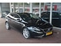 Volvo V40 2.0 D2 Ocean Race Business OCEAN RACE zeer compleet met oa memory stoel panoramadak xenon lmv lerenbekleding afneembare trekhaak voice command stoelverwarming riem vv bij 201000km