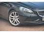 Volvo V40 2.0 D2 Ocean Race Business OCEAN RACE zeer compleet met oa memory stoel panoramadak xenon lmv lerenbekleding afneembare trekhaak voice command stoelverwarming riem vv bij 201000km