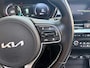 Kia Niro EV e-Niro DynamicPlusLine 64 kWh | Navigatie | Panoramadak | Apple Carplay/Android Auto | Adaptieve Cruise Control | Stoel/Stuurverwarming | Lichtmetalen Velgen |