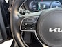 Kia Niro EV e-Niro DynamicPlusLine 64 kWh | Navigatie | Panoramadak | Apple Carplay/Android Auto | Adaptieve Cruise Control | Stoel/Stuurverwarming | Lichtmetalen Velgen |