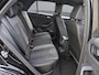 Volkswagen T-Roc 1.5 TSI R-Line Business+ / Digitaal dashboard / Navigatie / App connect / Camera / Parkeersensoren V+A /