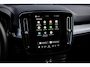 Volvo XC40 2.0 B3 Plus Black Edition | Adaptieve Cruise Control | 20" Velgen | Harman Kardon Audio | Stoel-/Stuurverwarming | Dodehoek Detectie | Parkeercamera | Nubuck Bekleding | Apple CarPlay |