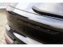 Volvo XC40 2.0 B3 Plus Black Edition | Adaptieve Cruise Control | Trekhaak | 20" Velgen | Pixel LED Koplampen | Harman Kardon Audio | Stoel-/Stuurverwarming | Dodehoek Detectie | 360° Parkeercamera | Nubuck Bekleding | Apple CarPlay |