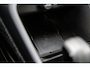 Volvo XC40 2.0 B3 Plus Black Edition | Adaptieve Cruise Control | Trekhaak | 20" Velgen | Pixel LED Koplampen | Harman Kardon Audio | Stoel-/Stuurverwarming | Dodehoek Detectie | 360° Parkeercamera | Nubuck Bekleding | Apple CarPlay |