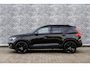 Volvo XC40 2.0 B3 Plus Black Edition | Adaptieve Cruise Control | Trekhaak | 20" Velgen | Pixel LED Koplampen | Harman Kardon Audio | Stoel-/Stuurverwarming | Dodehoek Detectie | 360° Parkeercamera | Nubuck Bekleding | Apple CarPlay |