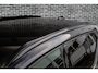 Volvo XC40 2.0 B3 Plus Black Edition | Adaptieve Cruise Control | Trekhaak | 20" Velgen | Pixel LED Koplampen | Harman Kardon Audio | Stoel-/Stuurverwarming | Dodehoek Detectie | 360° Parkeercamera | Nubuck Bekleding | Apple CarPlay |
