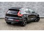 Volvo XC40 2.0 B3 Plus Black Edition | Adaptieve Cruise Control | Trekhaak | 20" Velgen | Pixel LED Koplampen | Harman Kardon Audio | Stoel-/Stuurverwarming | Dodehoek Detectie | 360° Parkeercamera | Nubuck Bekleding | Apple CarPlay |