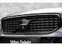 Volvo XC40 2.0 B3 Plus Black Edition | Adaptieve Cruise Control | Trekhaak | 20" Velgen | Pixel LED Koplampen | Harman Kardon Audio | Stoel-/Stuurverwarming | Dodehoek Detectie | 360° Parkeercamera | Nubuck Bekleding | Apple CarPlay |