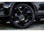 Volvo XC40 2.0 B3 Plus Black Edition | Adaptieve Cruise Control | 20" Velgen | Harman Kardon Audio | Stoel-/Stuurverwarming | Dodehoek Detectie | Parkeercamera | Nubuck Bekleding | Apple CarPlay |