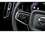 Volvo XC40 2.0 B3 Plus Black Edition | Adaptieve Cruise Control | 20" Velgen | Harman Kardon Audio | Stoel-/Stuurverwarming | Dodehoek Detectie | Parkeercamera | Nubuck Bekleding | Apple CarPlay |