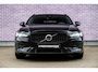 Volvo V60 T8 Plug-in Hybrid AWD Plus Dark | PHEV Long Range | Trekhaak | Sportstoelen | Panoramadak | Harman Kardon Audio | Head-up Display | 360 Graden Camera | Stoelverwarming voor en achter | Keyless Entry | Elektrische Achterklep | Elektrisch Verstelbare Voorstoelen | Cruise Control Adaptief | BLIS | Google Navigatie | Apple Carplay | Android Auto