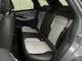 Land Rover Range Rover Evoque 1.5 P300e AWD R-Dynamic | Panorama | Leder | Meridian-Sound | Black-Optic | Sfeerverlichting | Stoelverwarming | Stuurverwarming | Camera | Elek. Achterklep | Voorruit Verwarming | Elektrische Stoelen | Lane Assist |