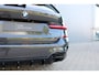 BMW 3-Serie Touring 330i | M340i Look | Pano | Apple Carplay | Sfeerverlichting | LED | Stoelverwarming