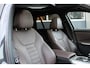 BMW 3-Serie Touring 330i | M340i Look | Pano | Apple Carplay | Sfeerverlichting | LED | Stoelverwarming