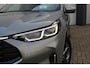 Ford Kuga 2.5 243 pk PHEV ST-Line X Maart 2026, slechts 9.800km ! Autm. airco dual, elektr. panodak, elektr. achterklep, leer/alcantara, klep, LED verl., navigatie, telefoonvoorb., stoel-, stuur-, voorraam- en achterbankverw., side- en lan