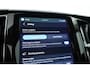 Volvo XC60 2.0 T6 Plug-in hybrid AWD Plus Dark | Leer | Pilot Ass. | Pano-dak | Harman/ Kardon | Ver. Voorruit | Stoel + stuurverwarming |