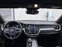 Volvo XC60 2.0 T8 Plug-in hybrid AWD Ultimate Dark Long Range | Zwenkbare trekhaak | Panoramadak | Adaptieve cruise | Memory | Blis | Harman Kardon |