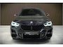 BMW X1 xDrive25e Executive M Sport | Stoelverwarming | Trekhaak | Parkeersensoren | Navigatie | Ambiance Verlichting | Keyless | Cruise Control | LED | Climate Control | DAB | BTW | SOH 90%
