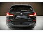 BMW X1 xDrive25e Executive M Sport | Stoelverwarming | Trekhaak | Parkeersensoren | Navigatie | Ambiance Verlichting | Keyless | Cruise Control | LED | Climate Control | DAB | BTW | SOH 90%