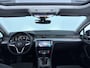 Volkswagen Passat Variant 1.4 TSI PHEV GTE Business 218 pk Automaat | Navigatie | Panoramadak | Trekhaak (wegklapbaar) | Parkeersensoren | Achteruitrijcamera | Stoelverwarming